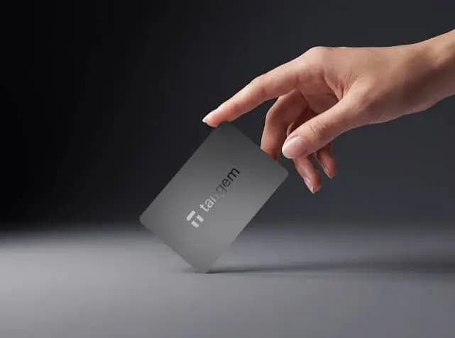 Tangem Wallet – хардуерен портфейл, комплект от 2 карти – 49 €